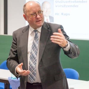 Prof. Klaus Raps