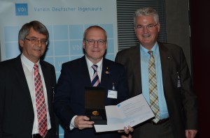 Curbach mit Claus und Schlueter - Ehrenmedaille